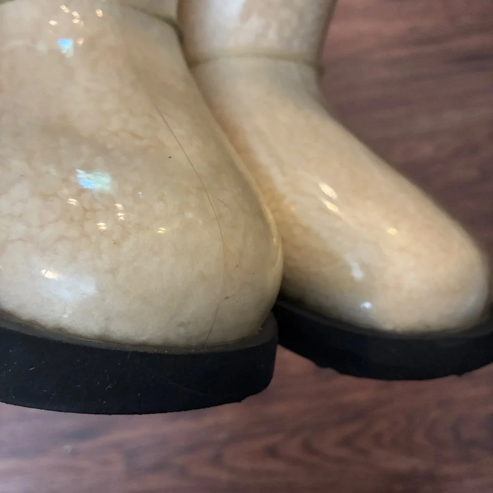 UGG Classic Clear Mini Waterproof Boots‎ Natural Black Women's US 5 EU 35